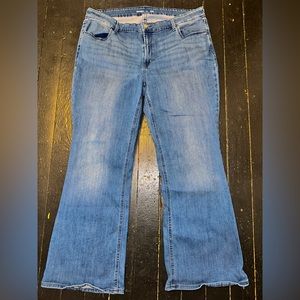 Old Navy PLUS SIZE High Rise Flare Jeans